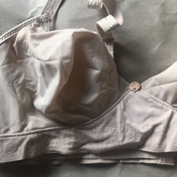 NWT Chantelle Alhambra Soft Cup Bra Wire-free 2516 Cappucino/Beige 32C - Picture 5 of 9